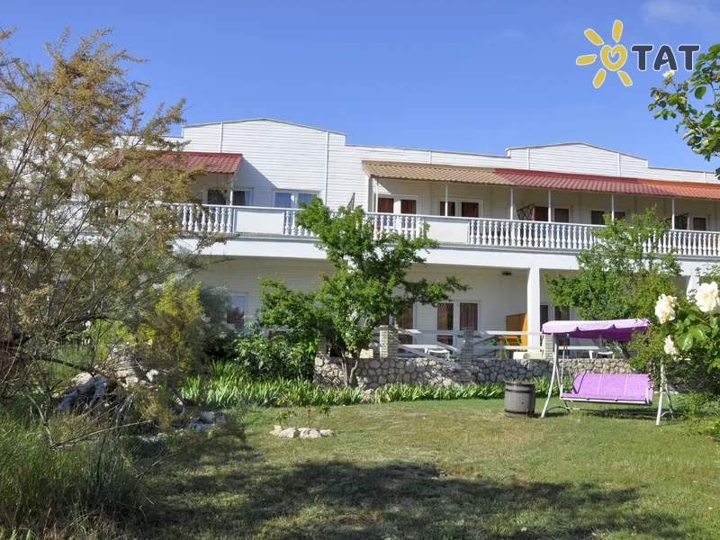 Песчаный берег