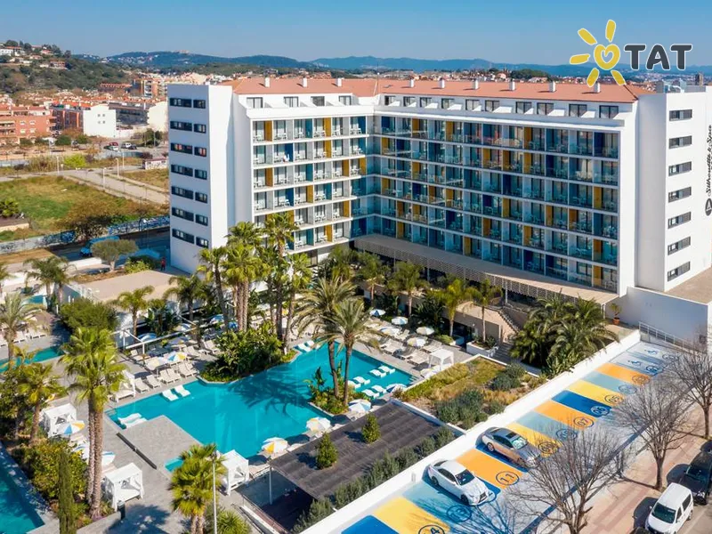 Aqua Silhouette & Spa