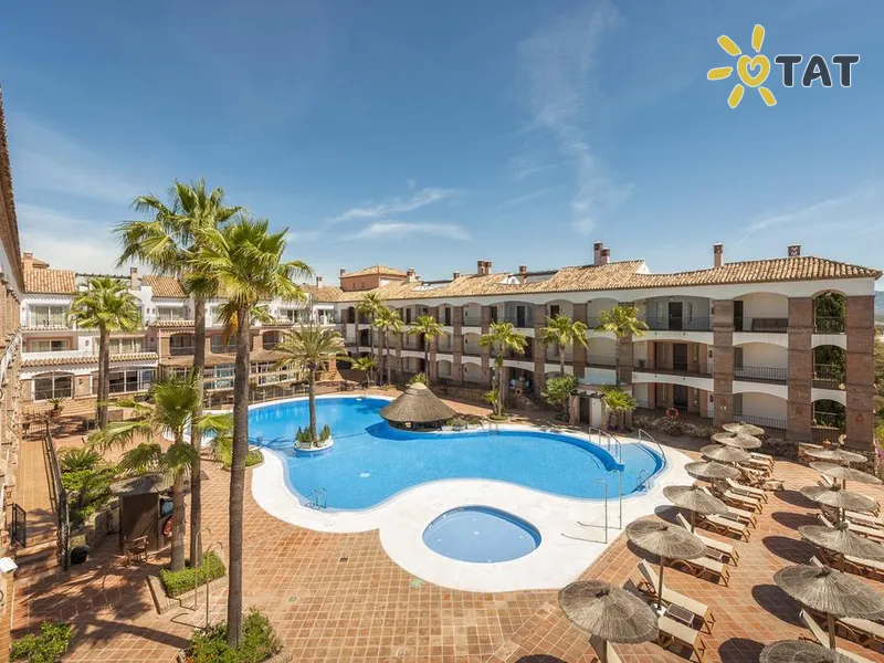 La Cala Resort