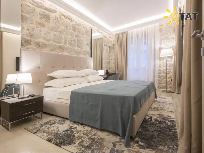 Heritage Leon Coronato Hotel