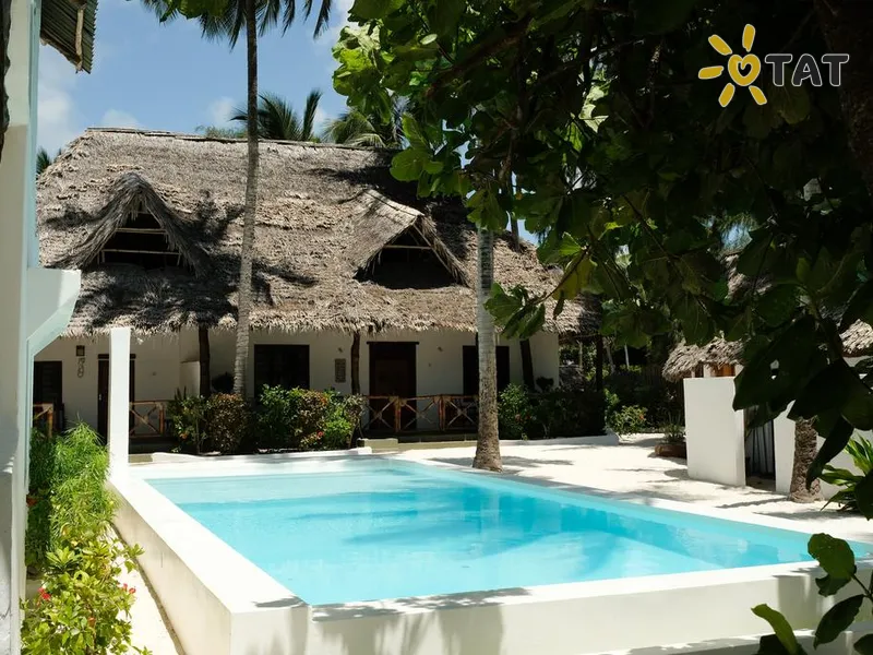 Makuti Beach Bungalows