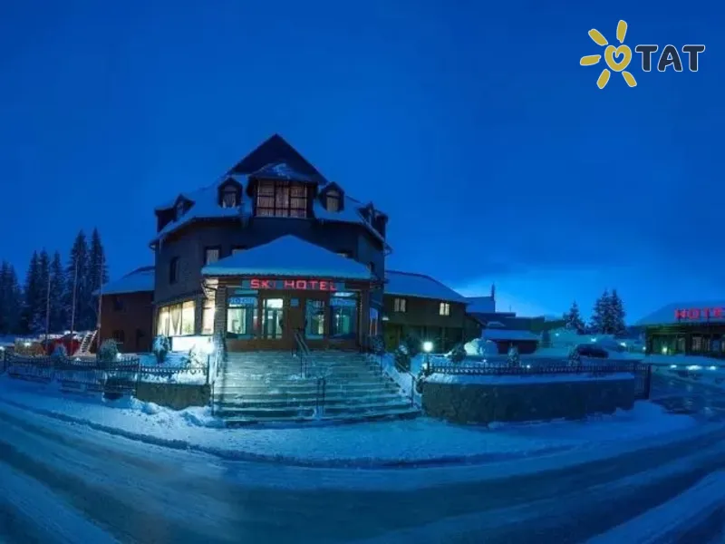 Ski Hotel