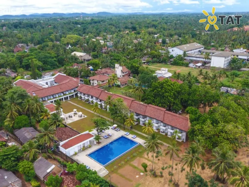 Hibiscus Beach Hotel