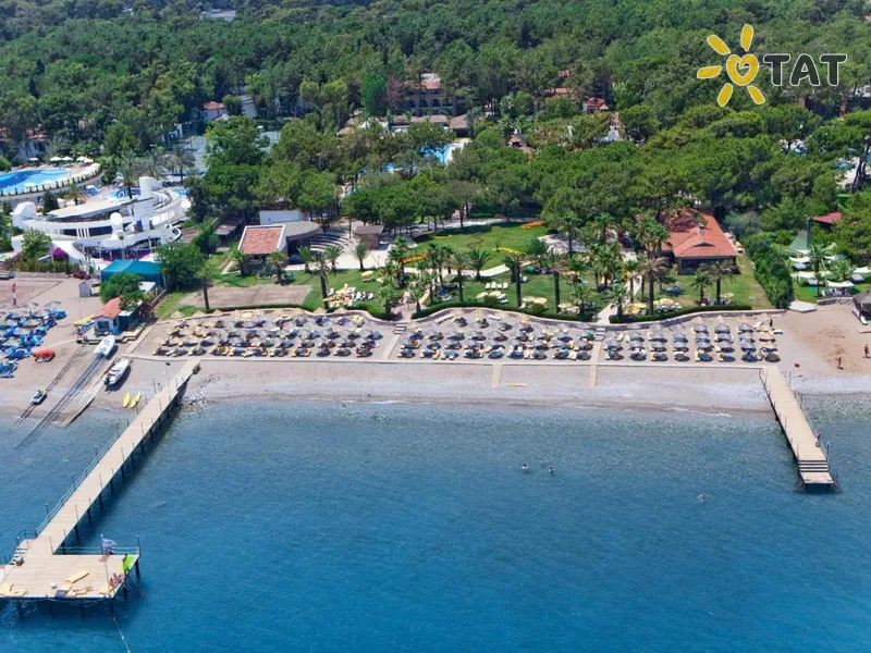 Champion Holiday Village