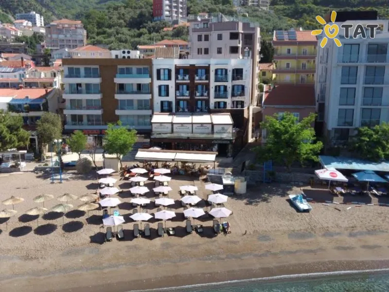 Aleksandar Hotel