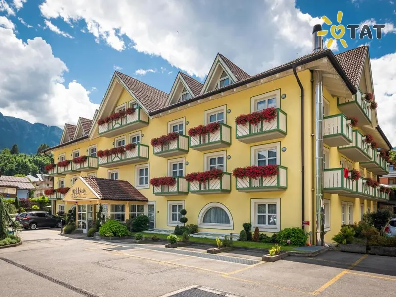 Alp Holiday Dolomiti