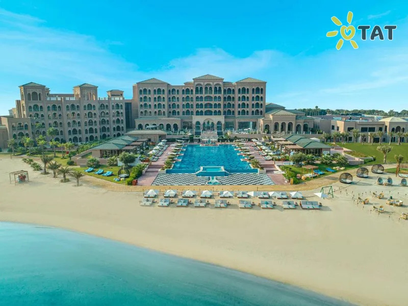 Royal Saray Resort