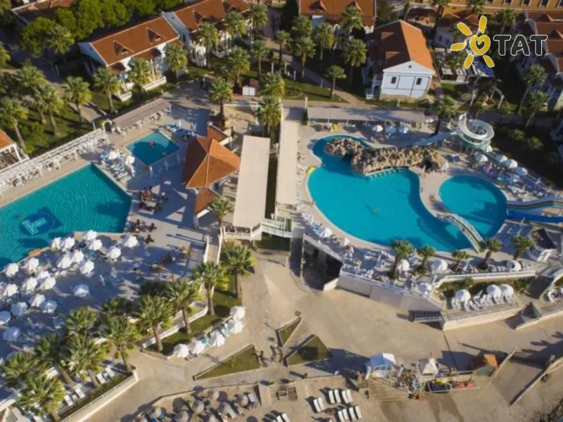 Lucas Didim Resort