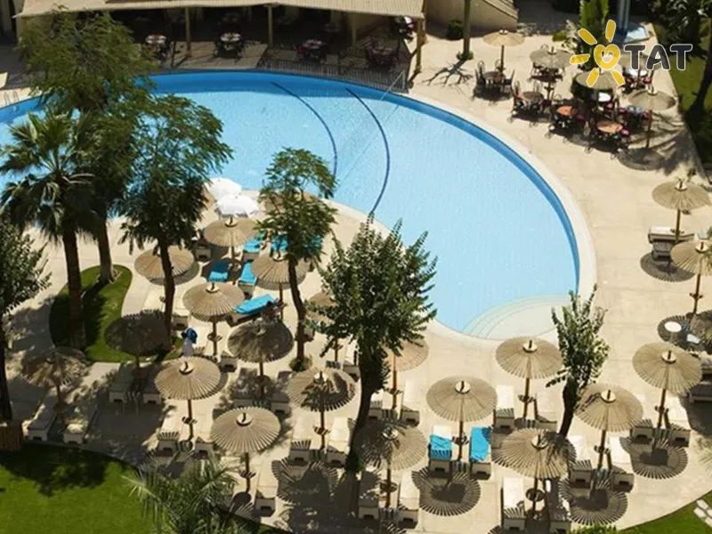 Aracan Eatabe Luxor Hotel