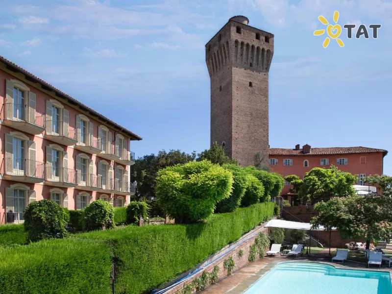 Castello di Santa Vittoria Hotel
