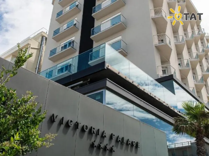 Victoria Palace Hotel