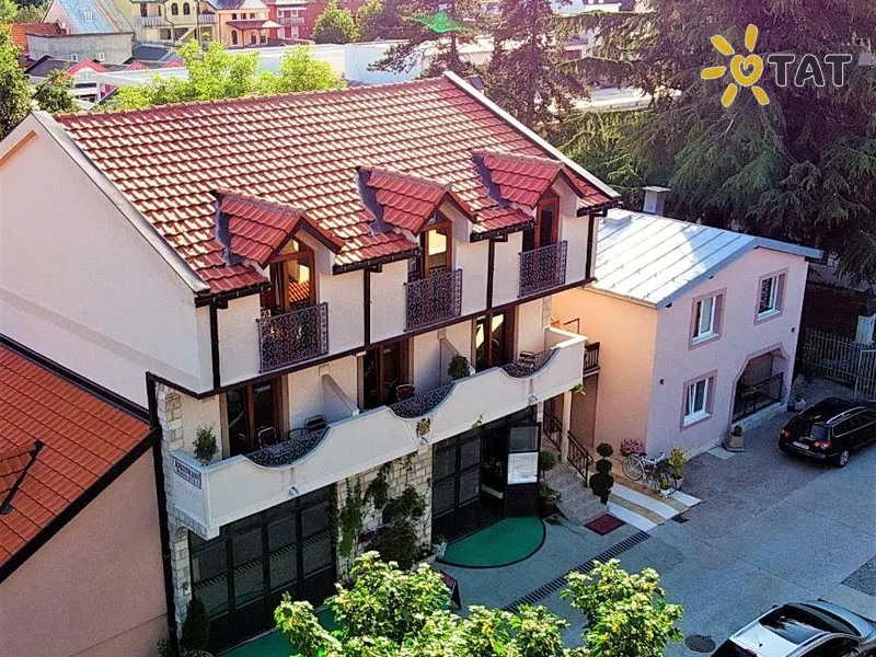 Aleksandra Apartments