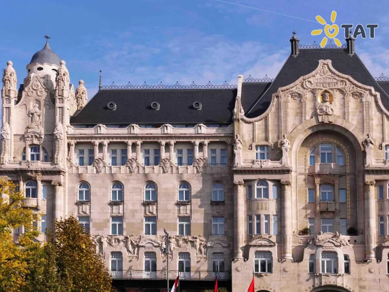 Four Seasons Gresham Palace Budapest Hotel