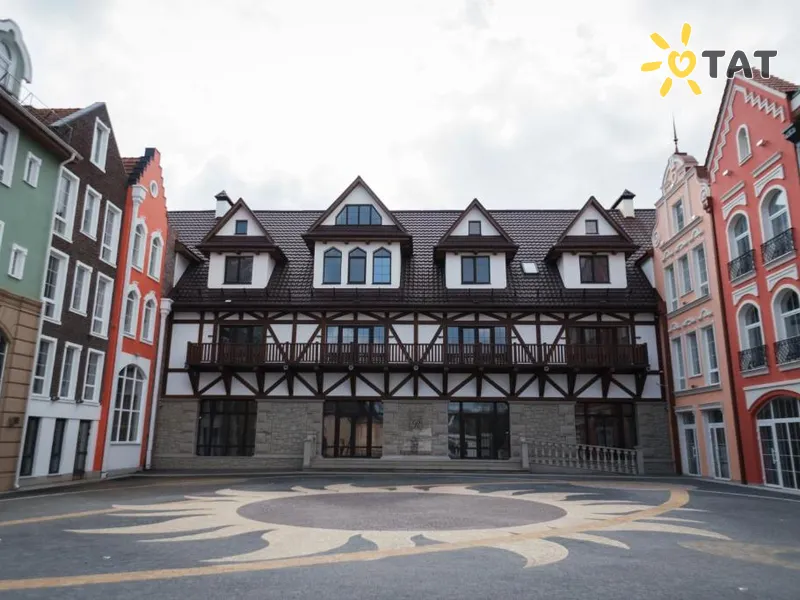 Optima Collection Bergshloss Rivne