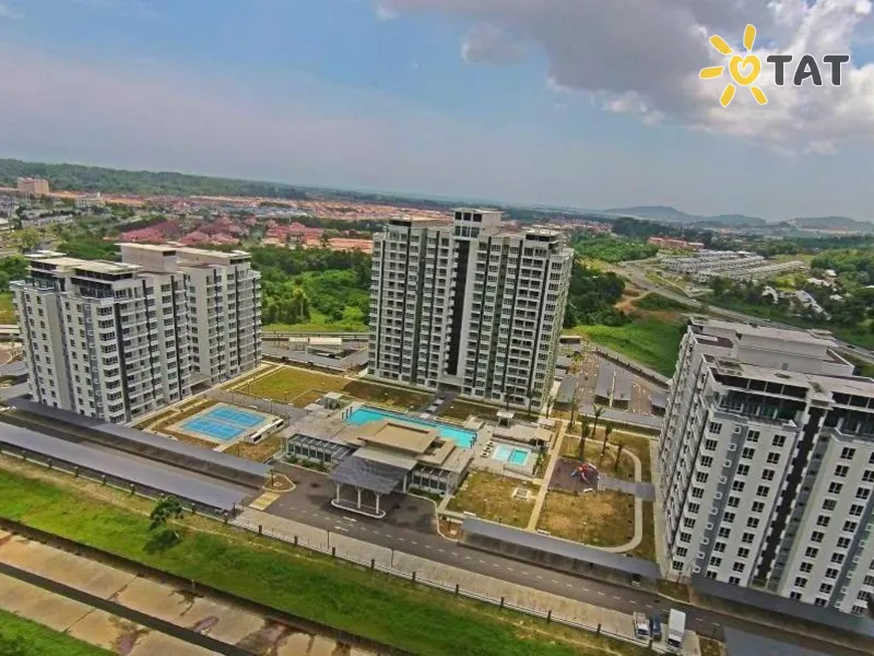 Hello Kitty Signature Suite