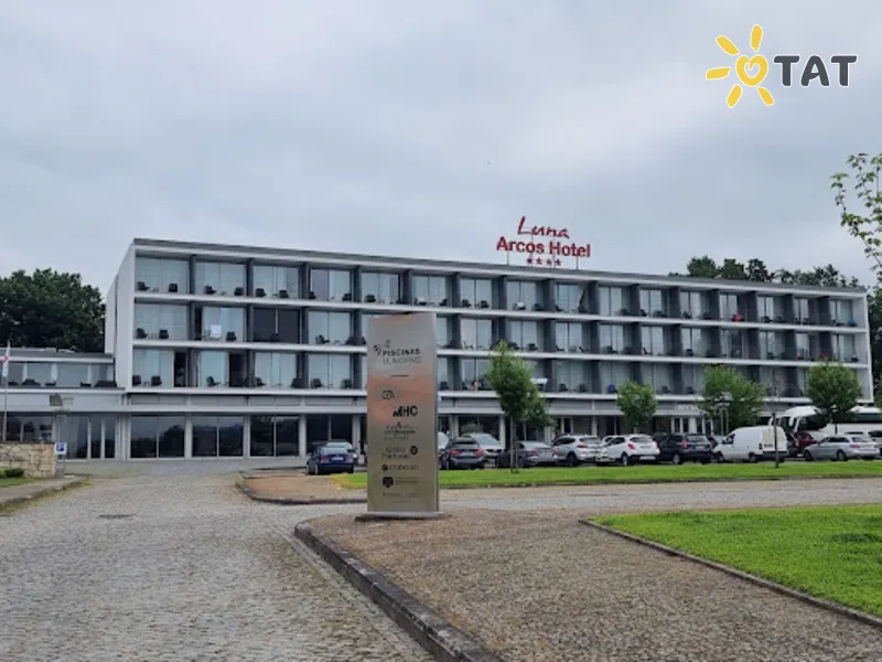 Luna Arcos Hotel