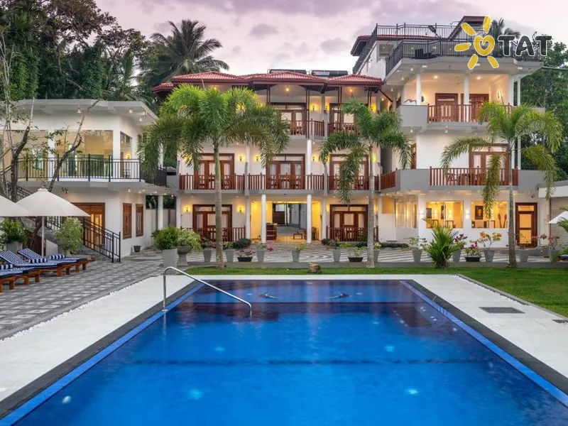 Southern Blue Sapphire Hotel