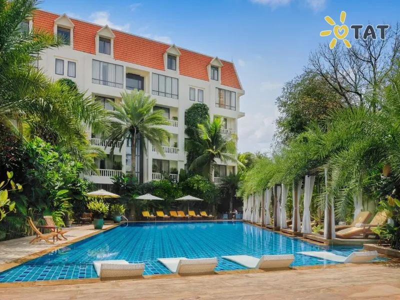 Palace Gate Hotel & Resort