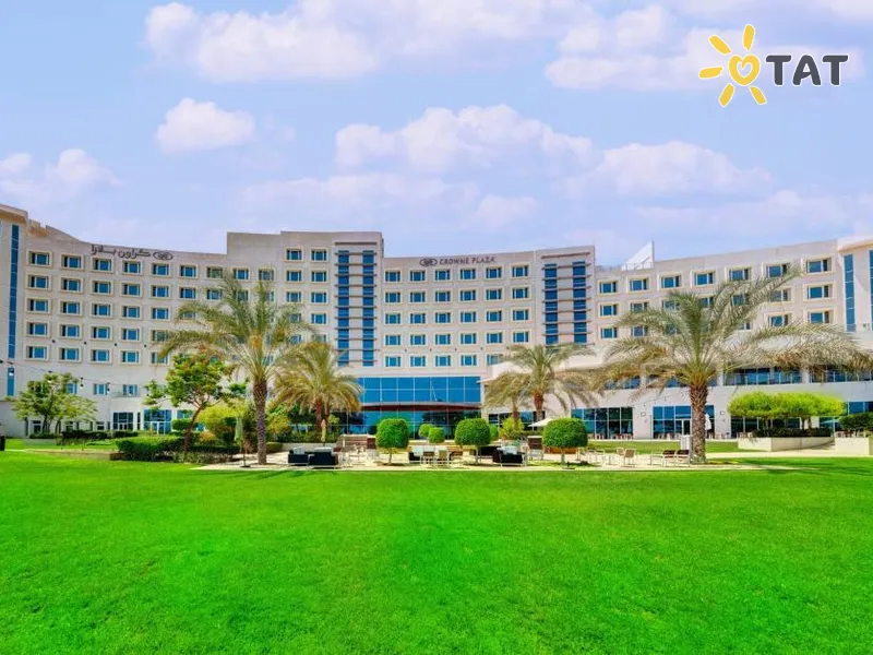 Crowne Plaza Muscat Ocec