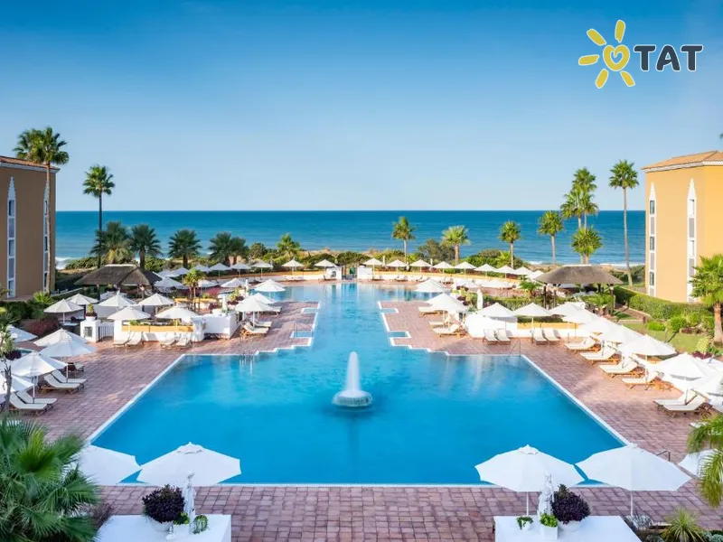 Palacio De Sancti Petri Gran Melia