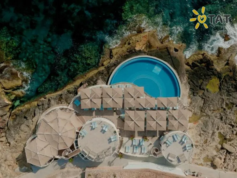 1926 Le Soleil Hotel & Spa