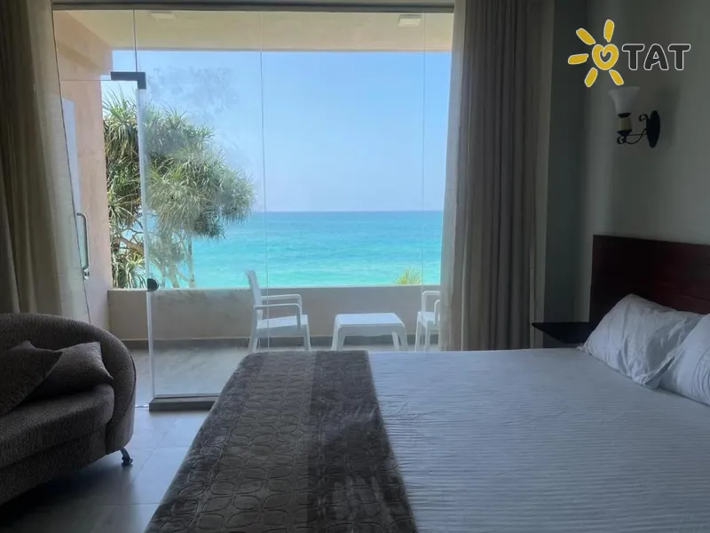 Blue Wave Beach Villa