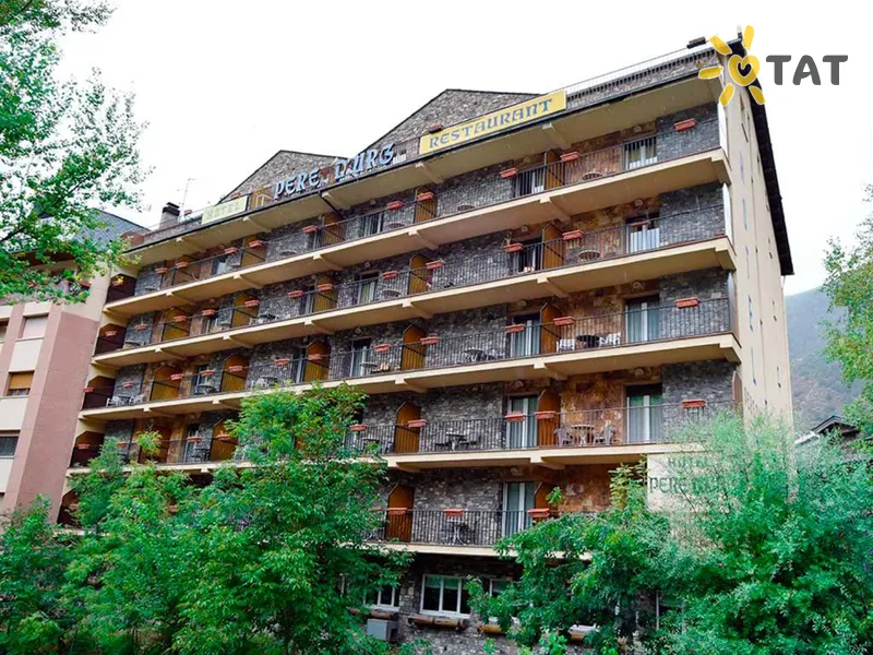 Pere d'Urg Hotel