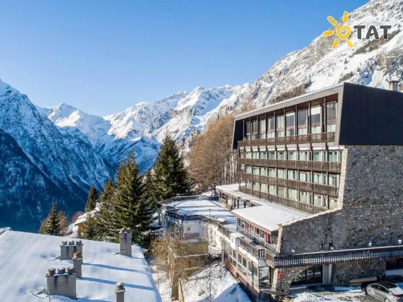 The Ibiza Hotel Les Deux Alpes