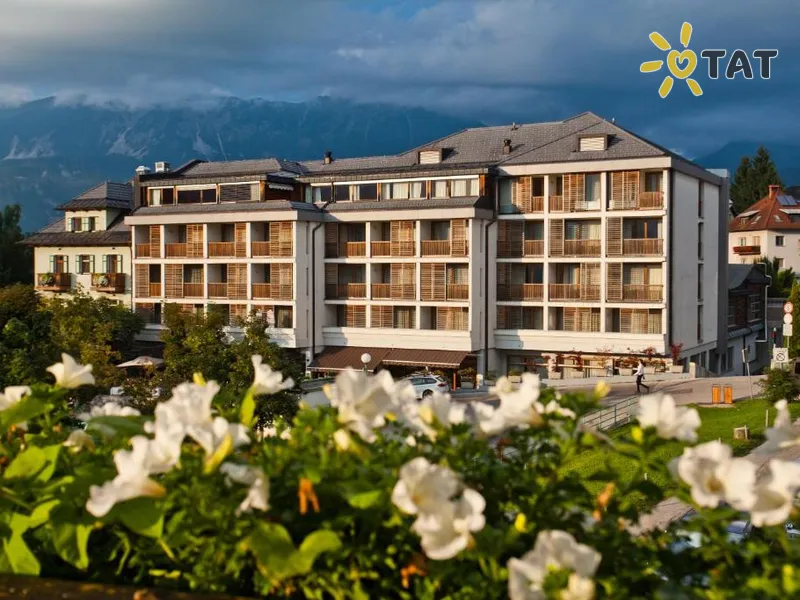 Lovec Bled Hotel