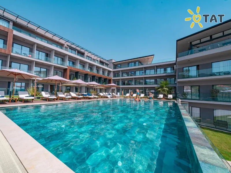 Royal Blue Resort & Residences