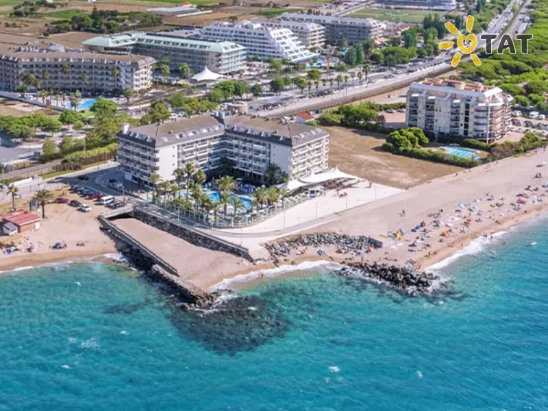 Caprici Beach Hotel & Spa