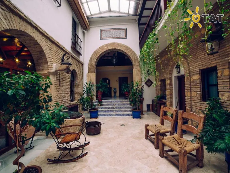 Posada de Vallina Hotel by MiRa