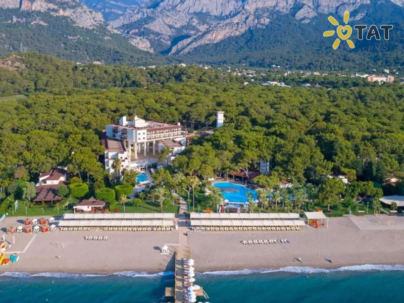 Seven Seas Hotel Life