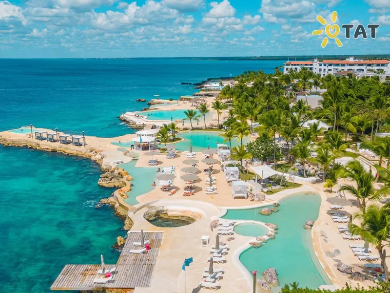 Tracadero Beach Club & Holidays Rentals