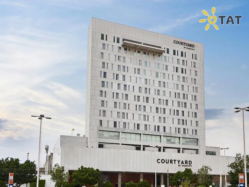 Courtyard by Marriott Leon at The Poliforum