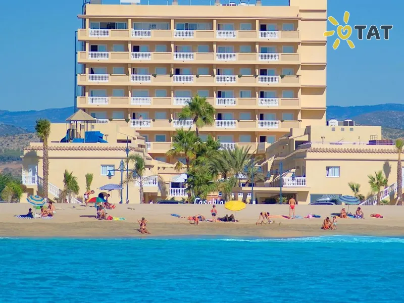 RH Casablanca Suites Hotel