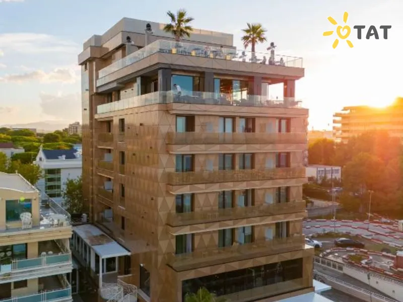 The Promenade Luxury Wellness Hotel