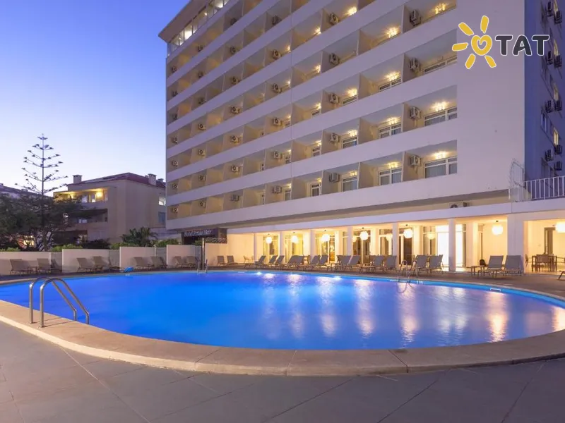 Carcavelos Beach Hotel