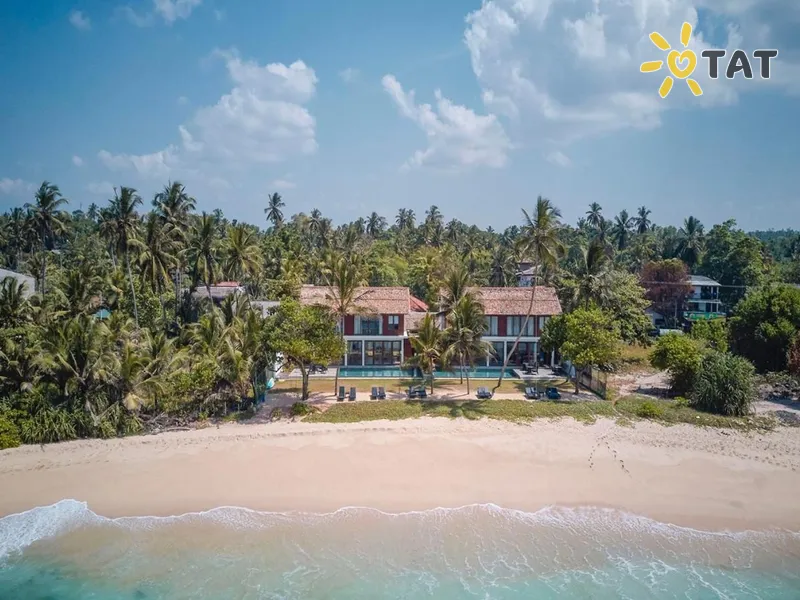 Ubuntu Beach Villas by Reveal