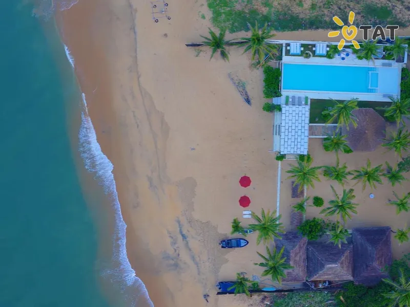 Dolphin Beach Resort