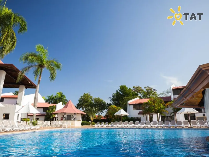 BlueBay Villas Doradas