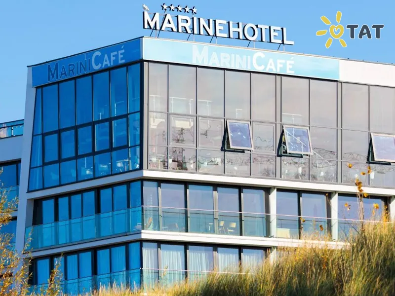 Marine Hotel