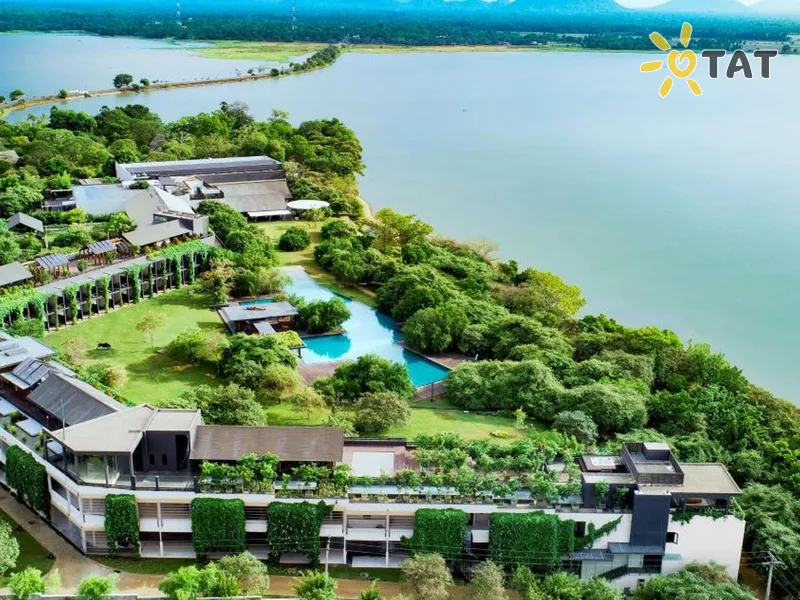 DoubleTree by Hilton Weerawila Rajawarna Resort