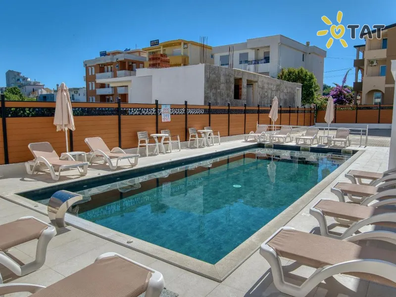 Aqua Lounge Aparthotel