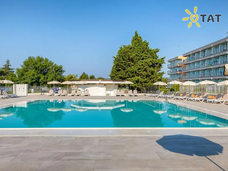 Arena Hotel Holiday