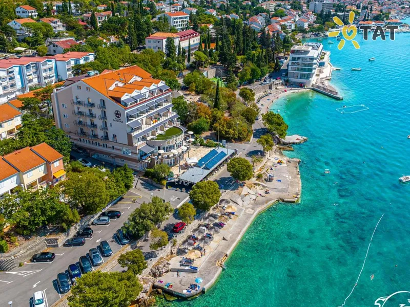 Marina Hotel