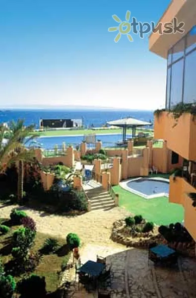 Фото отеля Holiday Resort 4* Hurgada Egiptas išorė ir baseinai
