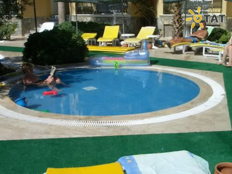 Фото отеля Varlik Holiday Resort 4* Мармаріс Туреччина екстер'єр та басейни