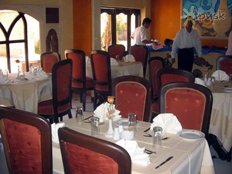 Фото отеля Souvenir 2* Hurgada Egiptas barai ir restoranai