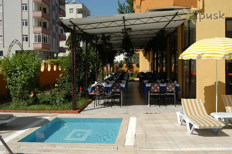 Фото отеля Club Klas 3* Alanija Turkija išorė ir baseinai